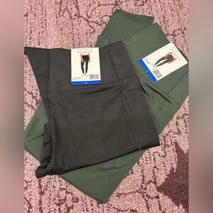 Danskin Two-Pack High-Waist Leggings in Black & Dark Green